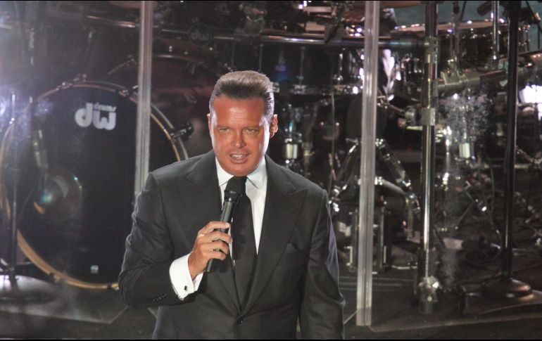 Luis Miguel anunció recientemente una gira internacional. NTX / ARCHIVO