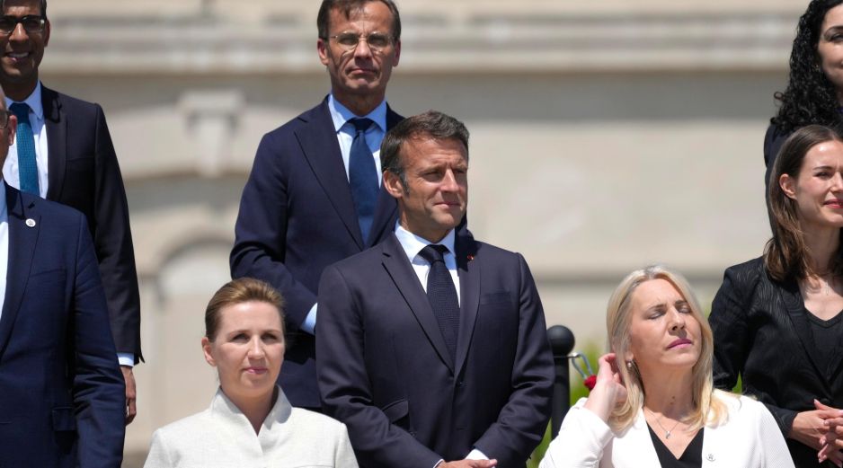 Emmanuel Macron, y el canciller alemán, Olaf Scholz, se reunieron hoy en Moldavia para externar la necesidad de repetir los comicios.  AP / A. Alexandru