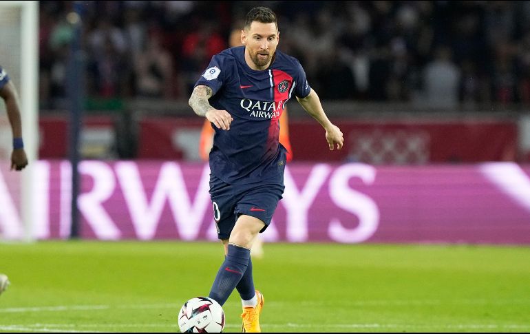 El astro argentino, Lionel Messi, disputó ayer su último partido con el PSG, pues no renovará su contrato y quedará libre para elegir un nuevo club. AP/M. Euler