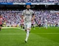Karim Benzema vivió sus últimos minutos como jugador del Real Madrid después de catorce años. AP/B. Armangue