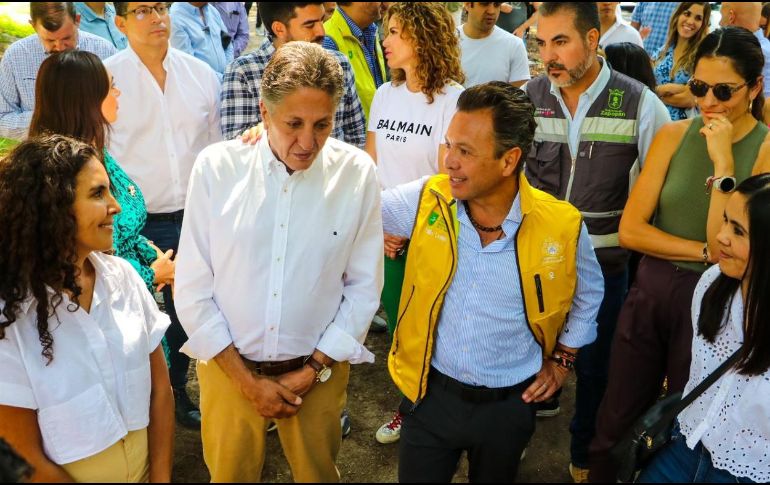 Juan Jose Frangie y Pablo Lemus durante la inauguración del nuevo parque. EL INFORMADOR/ A. Navarro