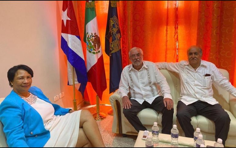 El rector de la UNAM, Enrique Graue agradeció la hospitalidad de la Universidad de La Habana, una institución hermana, con la que ya existen importantes lazos académicos históricos y de amistad. ESPECIAL / UNAM