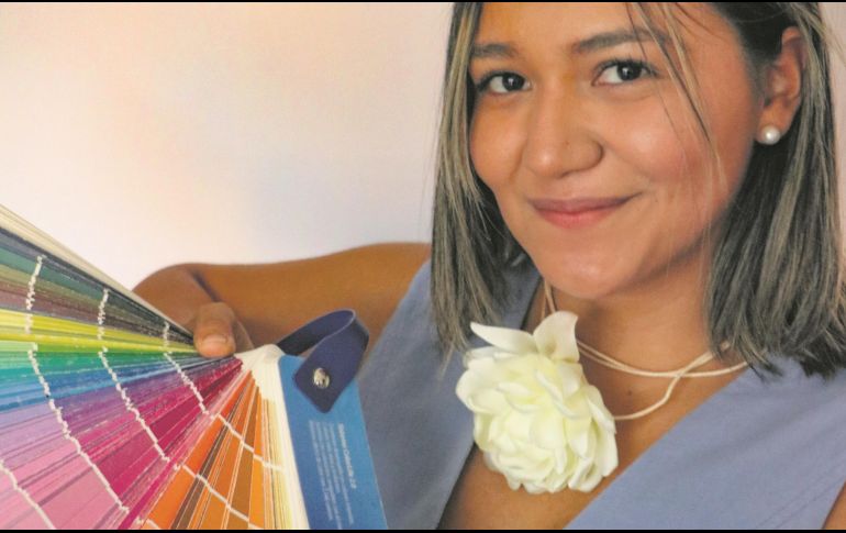 La diseñadora Ana Paula Arceo, ha construido los cimientos para crecer como empresaria, transformando espacios. EL INFORMADOR/ A. Navarro