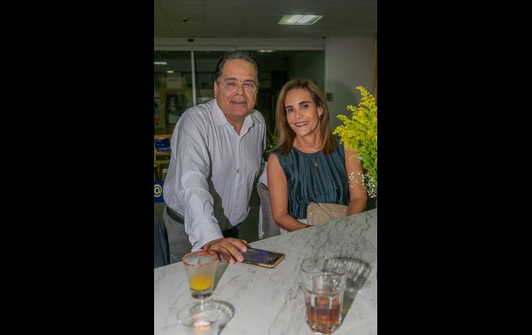 Víctor Chidán y Martha Moragrega. GENTE BIEN JALISCO/ Jorge Soltero