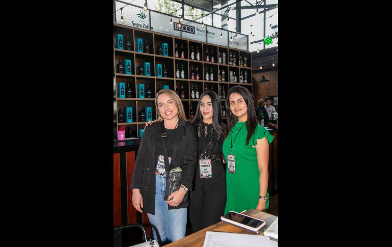 Natalia Salcedo, Yenifer González y Cristina Ávila. GENTE BIEN JALISCO/ Jorge Soltero