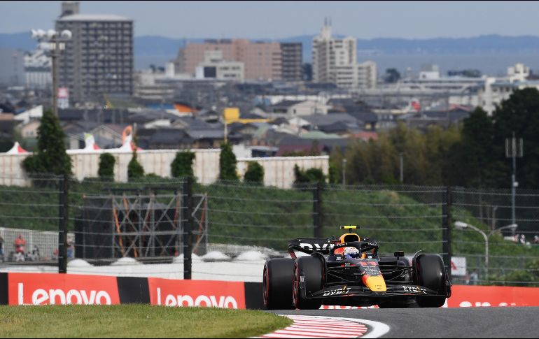 El mexicano Sergio ''Checo'' Pérez correrá su carrera 16 de 2023 con Red Bull en el GP de Japón. AFP / ARCHIVO