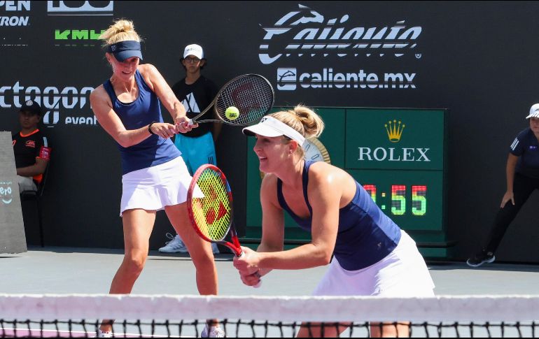 Gabriela Dabrowski (der) y Erin Routliffe (izq) lograron vencer 6-2 7-6 a la dupla integrada por la italiana Jasmine Paolini y Mayar Sheriff de Egipto. CORTESÍA