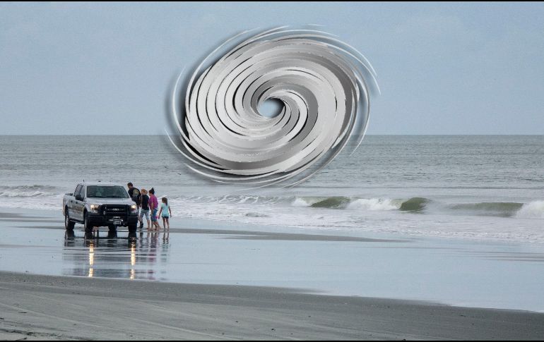 El fenómeno en el Oceáno Pacífico podría traer lluvias puntuales muy fuertes en Jalisco, Colima, Michoacán y Guerrero. EFE / ARCHIVO