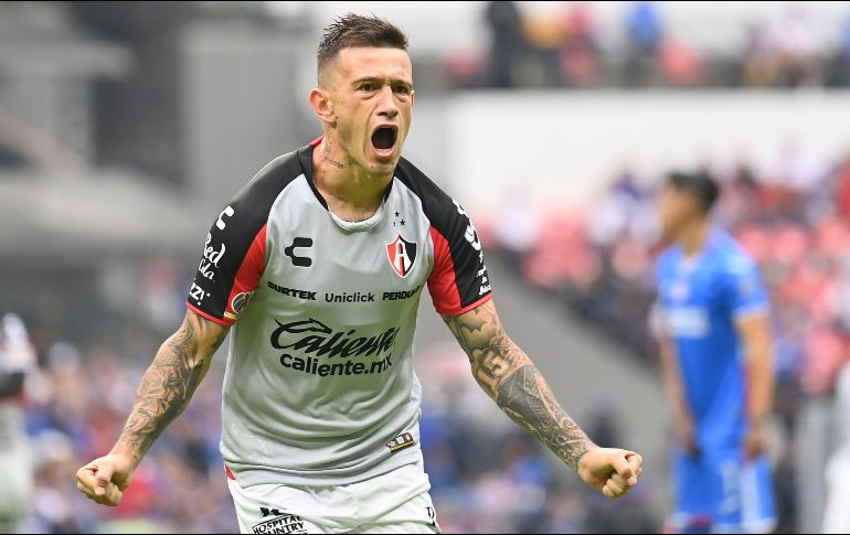 BRIAN LOZANO. Cinco partidos en donde los rojinegros extrañaron su buen golpeo de balón, su visión de campo y su calidad en el terreno de juego. IMAGO7