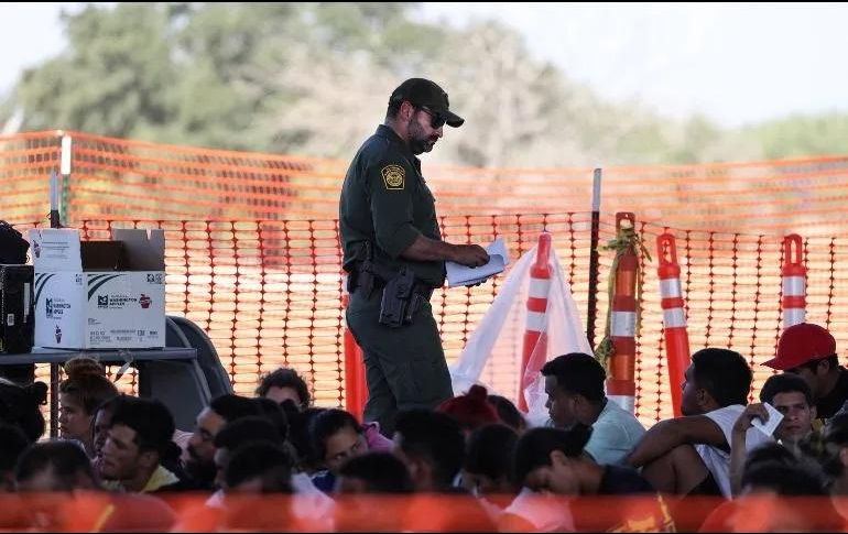 Debido al creciente flujo de migrantes Ferromex ha tenido que paralizar varias decenas de sus ferrocarriles de carga. EFE/ Archivo