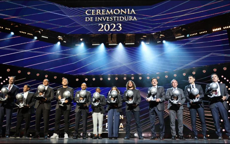 La Generación 2023 no solo rindió homenaje a figuras mexicanas, sino que también reunió a notables personalidades internacionales. ESPECIAL / FEMEXFUT