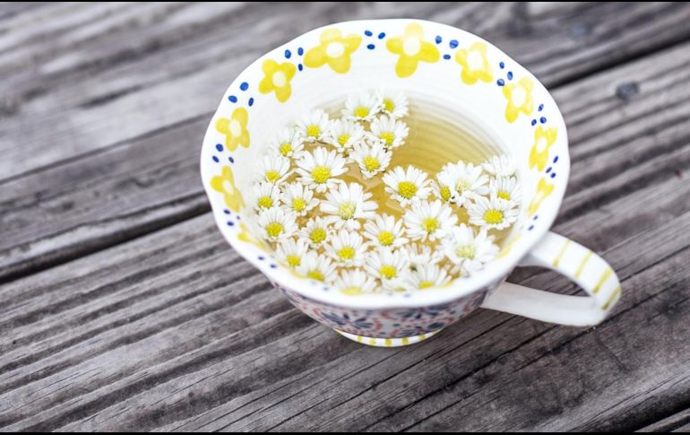 Entre los beneficios del té están la reducción del estrés y la ansiedad, proporcionándote momentos de tranquilidad en medio de la rutina diaria. ESPECIAL / Foto de ORNELLA BINNI en Unsplash