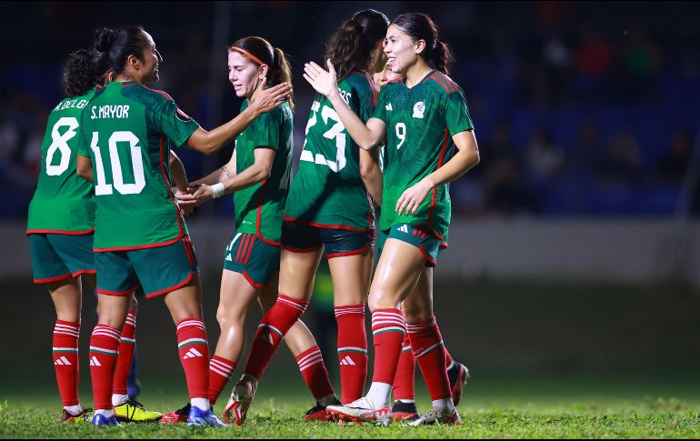 Con una destacada actuación de Kiana Palacios al marcar un doblete y uno más de Natalia Mauleón, la Selección Mexicana de futbol femenil venció 3-0 a Puerto Rico. IMAGO7