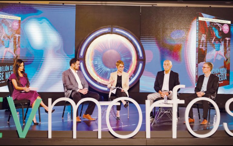 El libro “La rebelión de la clase media” fue presentado dentro del foro de TvMorfosis. EL INFORMADOR/ A. Navarro