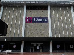 Durante estos días las tiendas Suburbia extenderán sus horarios, abriendo de sus puertas desde las 11:00 hasta las 23:00 horas. EL INFORMADOR/ ARCHIVO.