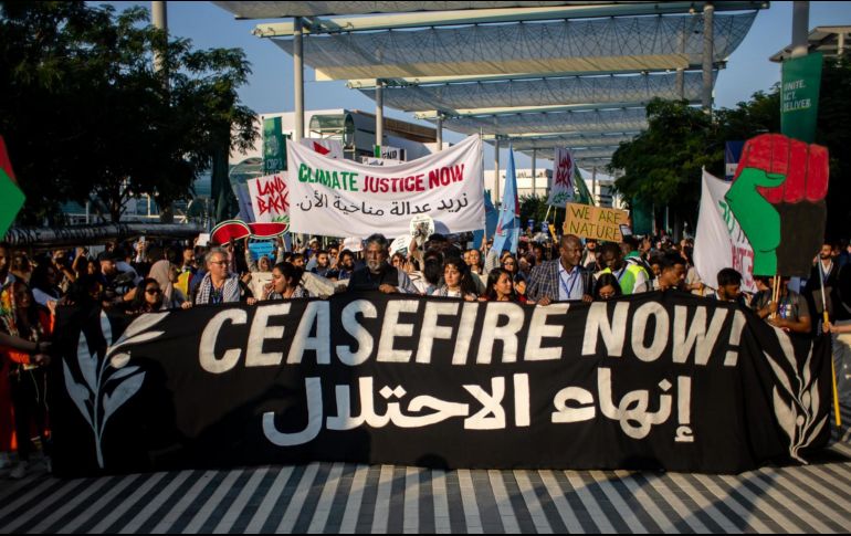 En Emiratos Árabes Unidos está prohibido manifestarse por ley. EFE/M. DIVISEK