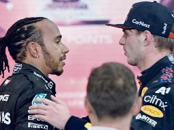 Lewis Hamilton y Max Verstappen protagonizaron encarnizadas batallas en 2021. AFP/A. Isakovic