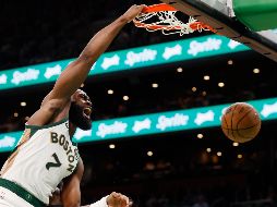 Jaylen Brown guió al equipo de los Celtics a la victoria al lograr 31 puntos, 10 rebotes y 6 asistencias. AP