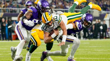 El quarterback de los Packers de Green Bay, Jordan Love, logró llevar a su equipo a conseguir el triunfo. AP