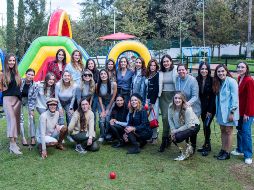 Las mamás felices y emocionadas de acompar a sus hijos en esta nueva esta nueva etapa. GENTE BIEN/SERVANDO GÓMEZ