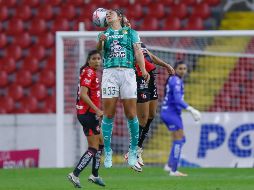 Yashira Barrientos hizo un doblete en la victoria de las esmeraldas. IMAGO7/J. Ocampo