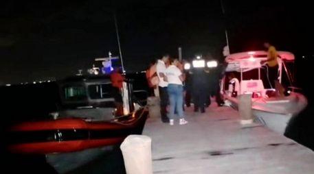 Este lunes, se produjo un naufragio en una embarcación que realizaba el recorrido desde Isla Mujeres hacia Cancún, en el estado de Quintana Roo, con turistas a bordo. ESPECIAL