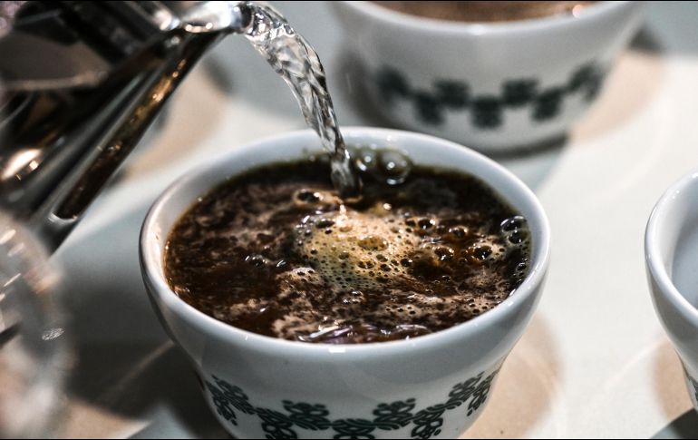 El café es una de las bebidas favoritas de la mayoría de las personas, ya que tiene el beneficio de darnos energía todas las mañanas al despertar y mantenernos activos. AFP / ARCHIVO