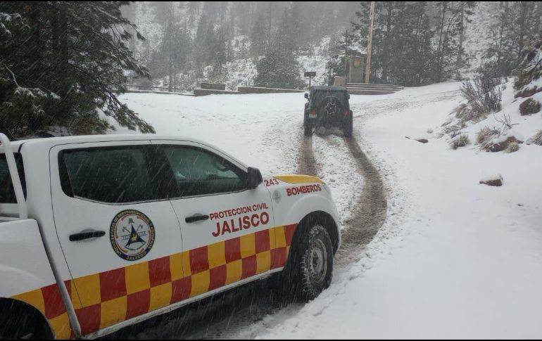 La mañana de este sábado, PC Jalisco indicó que el Parque Nacional Nevado de Colima permanece cerrado, por lo que exhortan a evitar acudir. ESPECIAL / Protección Civil Jalisco
