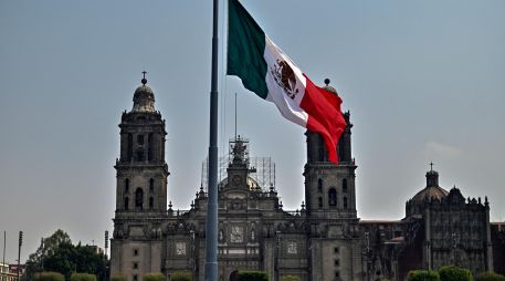 Este 24 de febrero se conmemora el Día de la Bandera en México, un símbolo patrio que representa la historia, la identidad y la unidad del pueblo mexicano. AFP / ARCHIVO