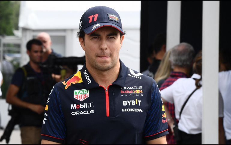 Del 29 de febrero al 2 de marzo, Max Verstappen y Checo Pérez competirán en el Gran Premio de Bahrein. AFP / ARCHIVO