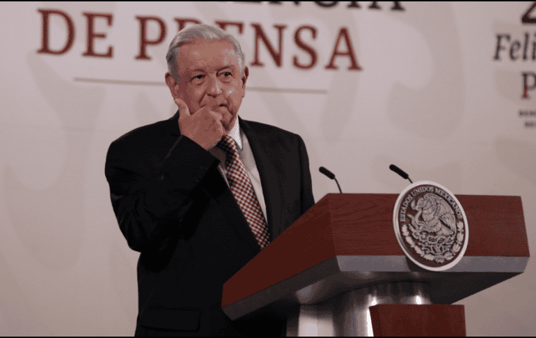 López Obrador indicó que primero realizará una gira por 23 estados del país para evaluar los avances en el mejoramiento del sistema de salud. SUN / C. Mejía