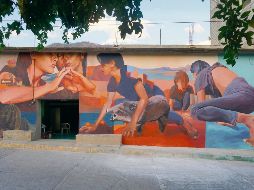 Mural de la artista Ale Poiré que resalta diversos aspectos de las mujeres. CORTESÍA
