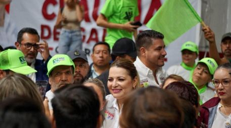 La visita de Claudia Delgadillo a Ocotlán se vivió en medio de algarabía y buen ánimo que conjuntó a militantes y simpatizantes. CORTESÍA.