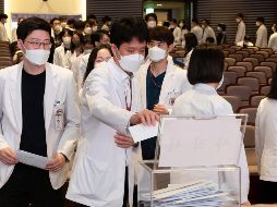 Corea del Sur tiene una de las tasas más bajas 0de médicos por población del mundo desarrollado. AP / Yoon Dong-jin