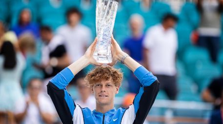 El italiano asoma como uno de los grandes candidatos para el Abierto de Francia. EFE/C. Herrera