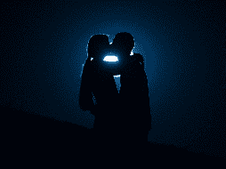 A pesar de las bacterias, los besos pueden ser beneficiosos para el cuerpo, al ayudar a reducir el estrés, mejorar el sistema inmunológico y liberar endorfinas. AP / ARCHIVO