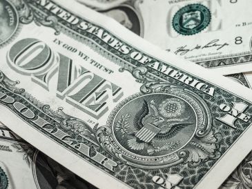 El dólar cerró con una ganancia de 0.36%, de acuerdo con el índice ponderado.Pixabay