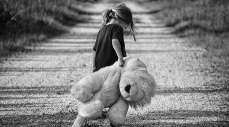 Las heridas de la infancia fungen un papel clave en nuestra salud menta. ESPECIAL/Foto de lisa runnels en Pixabay