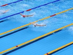 De acuerdo con las reglas antidopaje, tras dar positivo en deportes olímpicos, se requiere un periodo provisional de suspensión -que no recibieron los nadadores chinos-. AFP / ARCHIVO