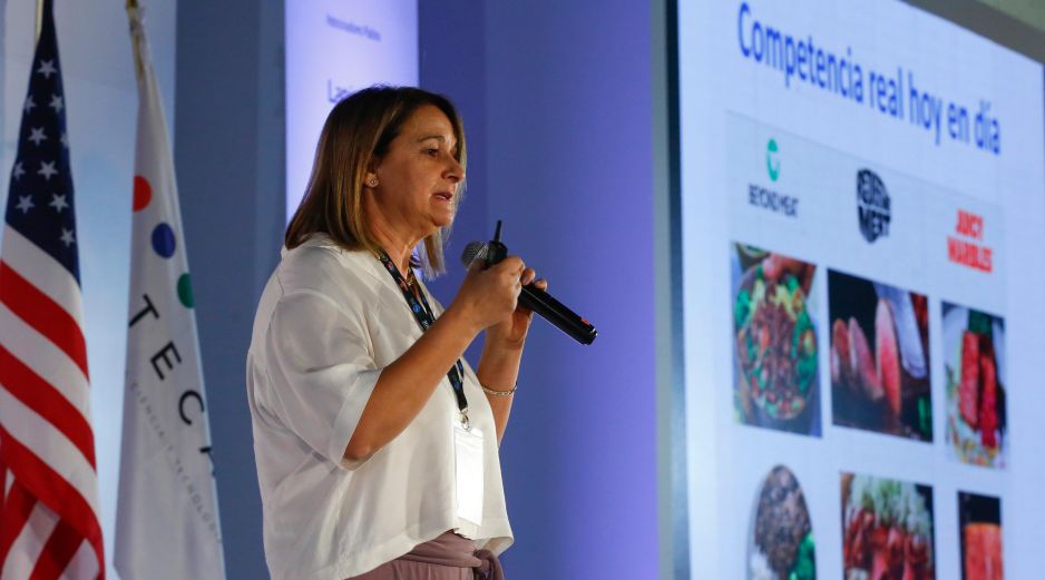 María Salud Rubio afirmó que la creación de carne en laboratorios será posible en México a largo plazo. EFE/F. Guasco.