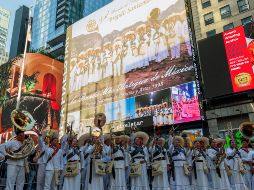 Los miembros de la banda, que participará de varios eventos en la ciudad. EFE