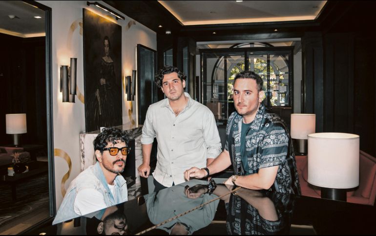 Integrantes de Reik, Bibi Marín, Julio Ramírez y Jesús Navarro. EFE