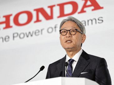 Toshihiro Mibe, presidente de Honda. AFP
