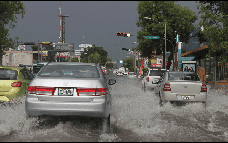 Durante el transcurso del día se estarán presentando episodios de lluvia con algunos chubascos a intervalos en las diversas regiones de Jalisco. EL INFORMADOR / ARCHIVO