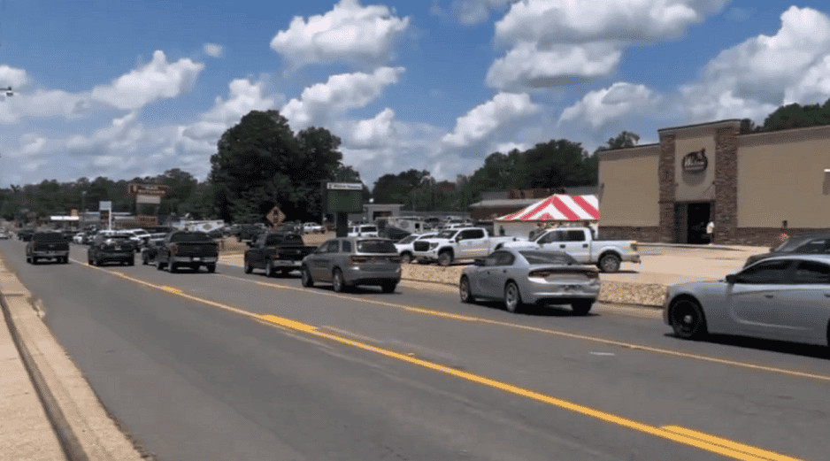 Ocurrió en la tienda de comestibles Mad Butcher en la pequeña ciudad de Fordyce. ESPECIAL / X