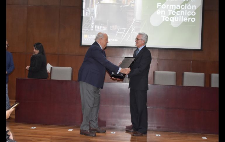 Alfonso Petersen Farah, vicerrector Académico y de Ciencias de la Salud. CORTESÍA