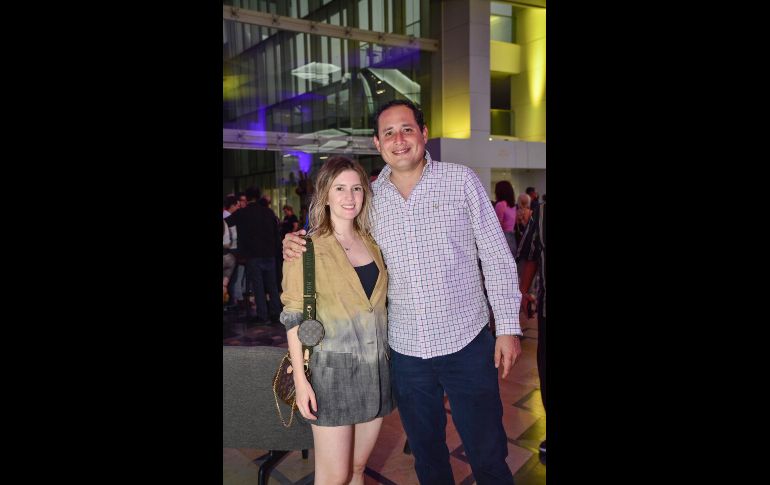 Marisa Rodríguez e Israel Palafox. GENTE BIEN JALISCO/ Marifer Rached