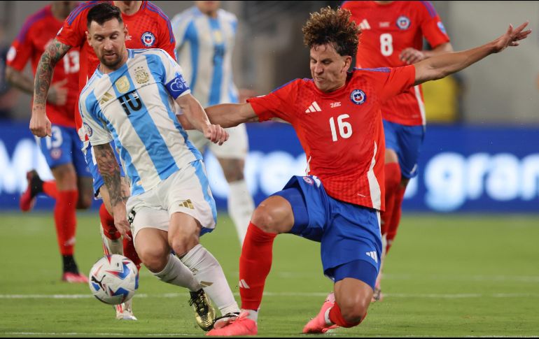 Con este resultado, Argentina se coloca como cabeza del Grupo A con 6 puntos. EFE/ J. LANE.