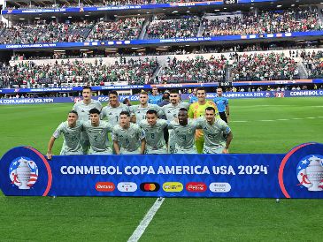 El partido promete ser emocionante, con Ecuador buscando asegurar su clasificación con un empate y México obligado a ganar para mantenerse en la competencia. IMAGO7