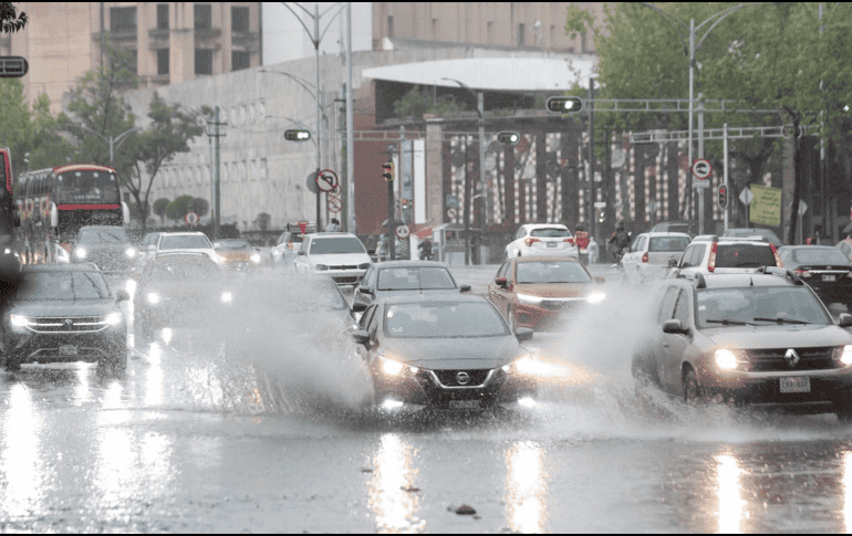 Las lluvias fuertes a torrenciales podrían ocasionar encharcamientos, inundaciones y deslaves, así como incremento en los niveles de ríos y arroyos. SUN / ARCHIVO
